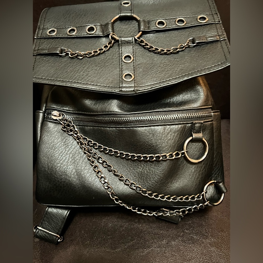 Rocker Backpack - Picture 6 of 14